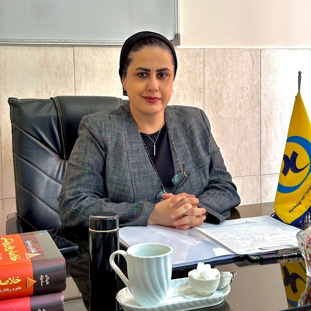 مریم صادقی